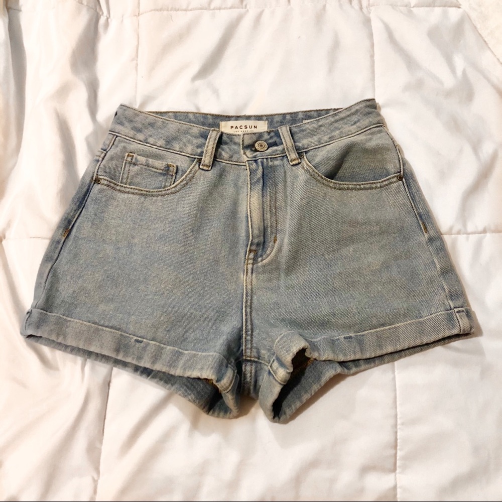 24 Mom High-waisted shorts from Pacsun